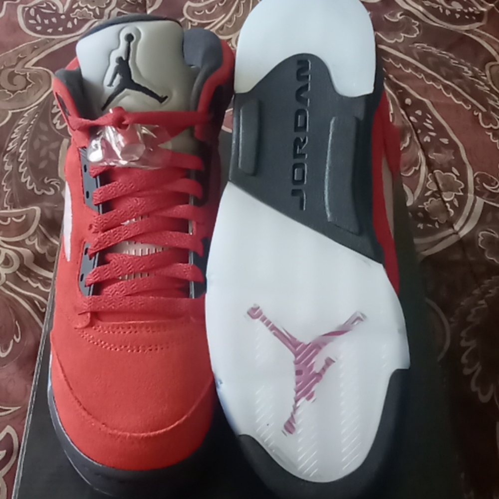 Jordan 5 - Picture 3 of 4